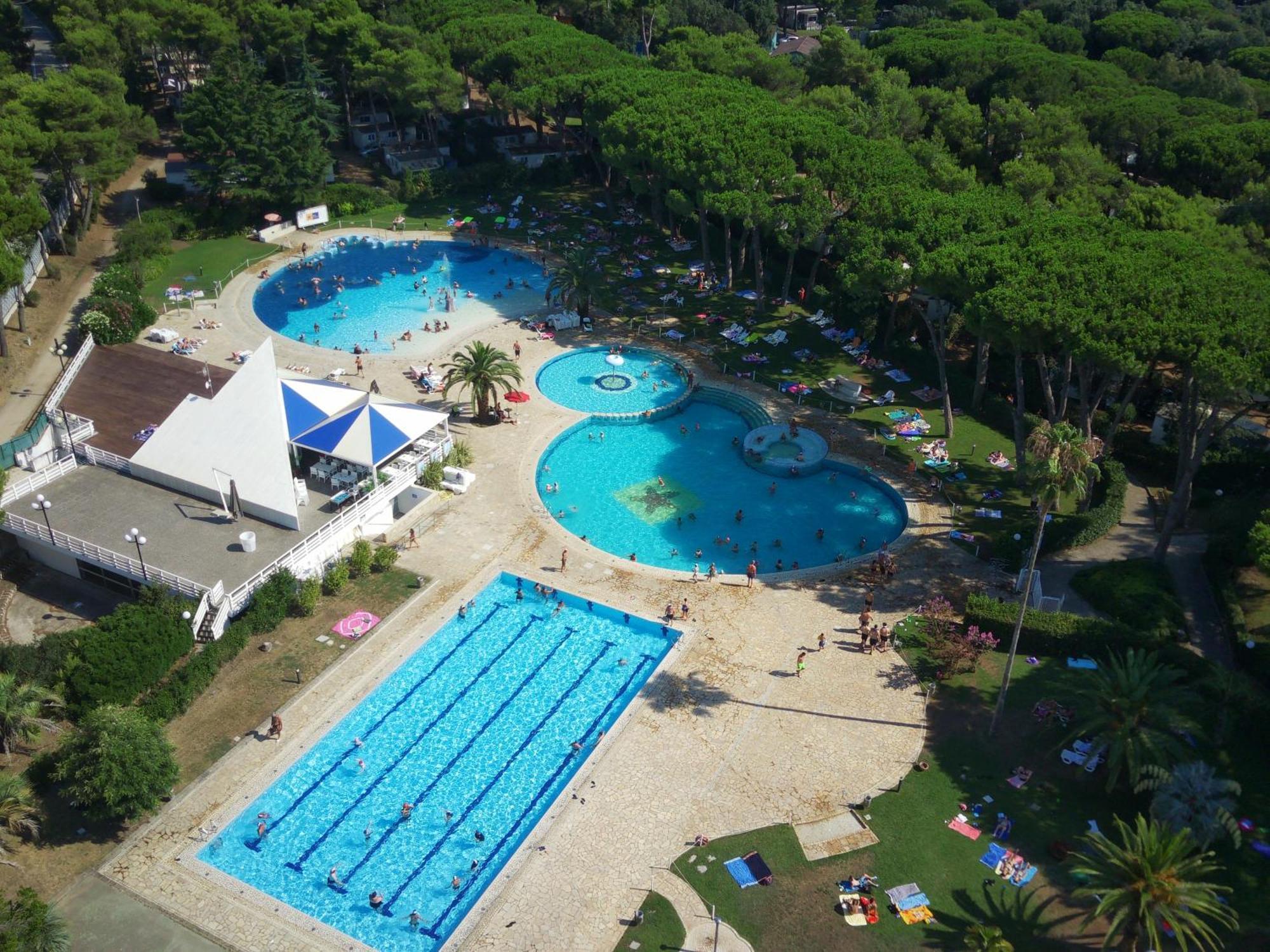 Small Camp Baia Domizia Kr Vip Full Service Hotel Luaran gambar